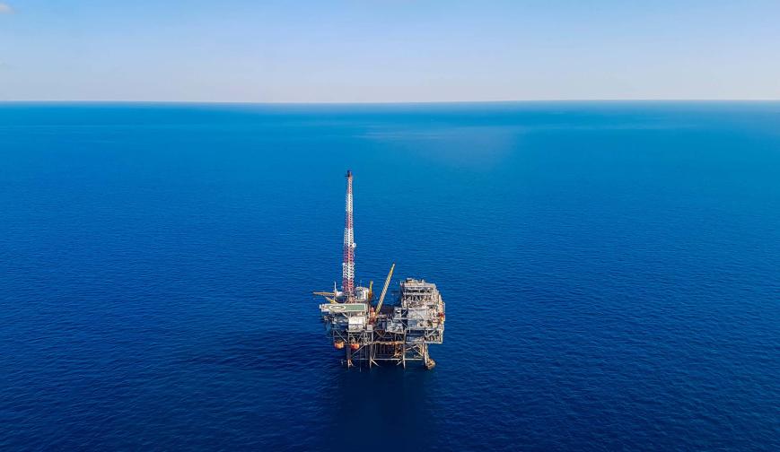 Oil platform