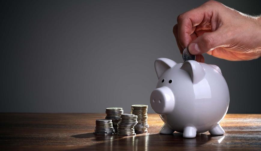 Piggy bank saving