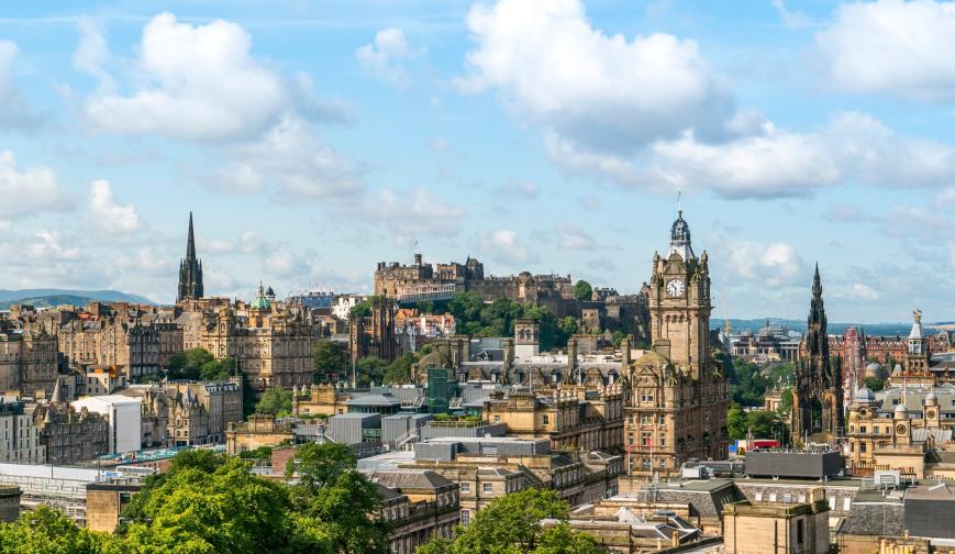 A photo of the Edinburgh skyline