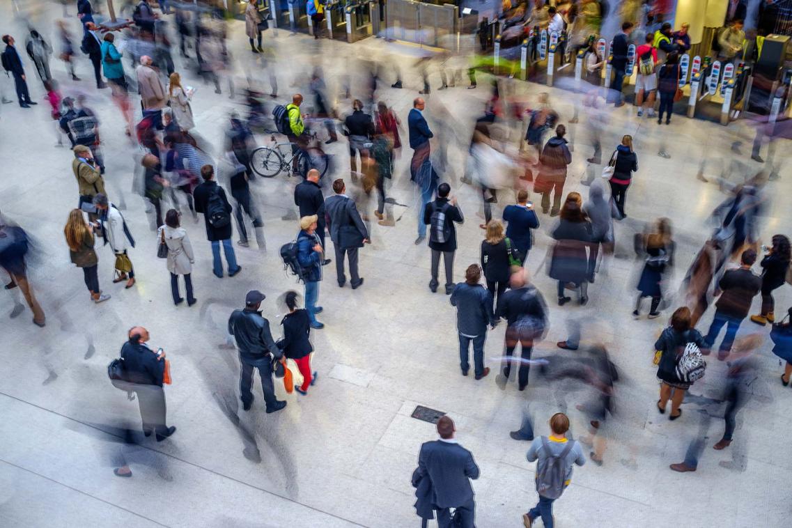 Train station crowd