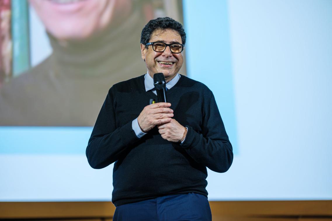 A photo of Philippe Aghion delivering the annual lecture