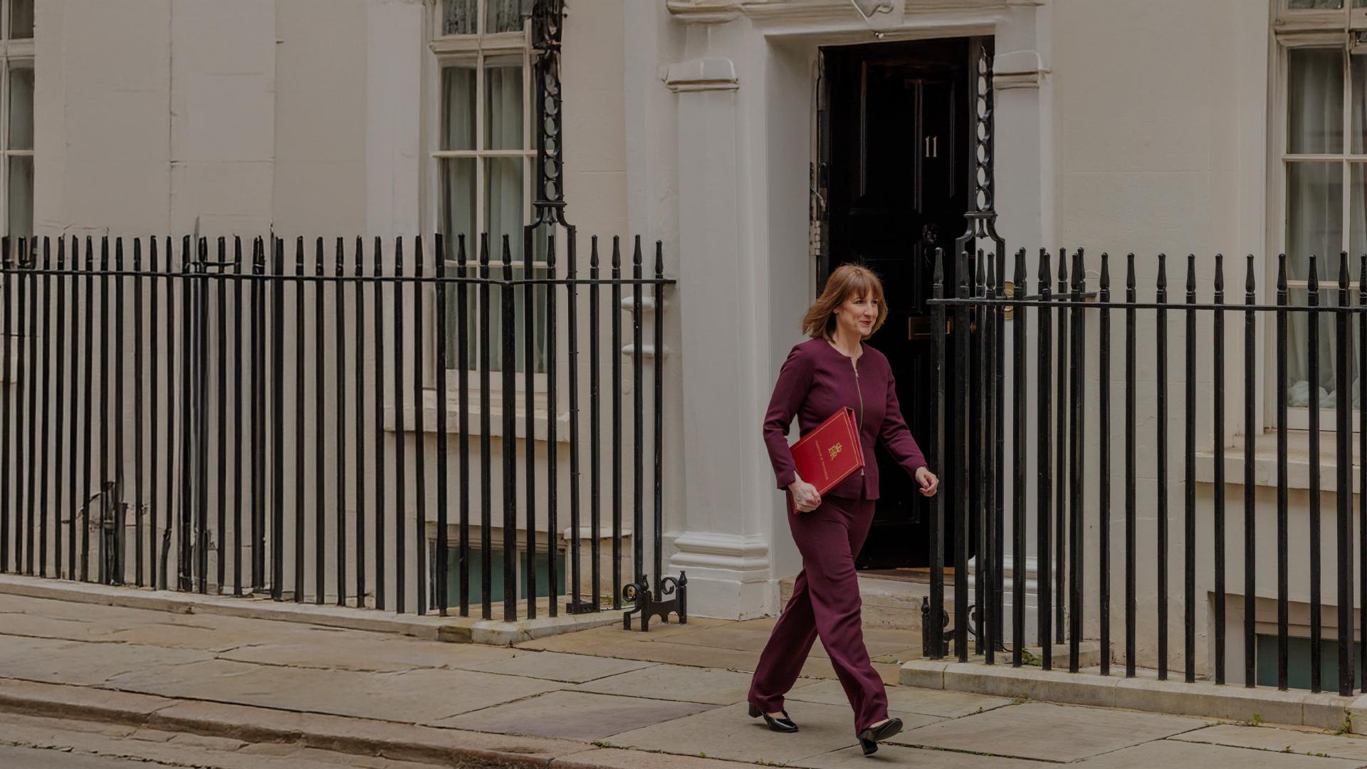 Rachel Reeves walking