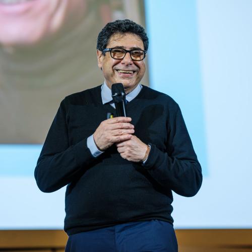 A photo of Philippe Aghion delivering the annual lecture