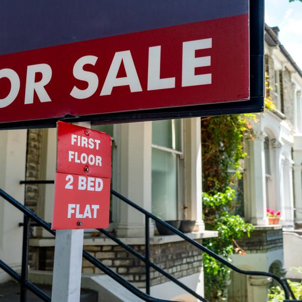 Flat for sale sign