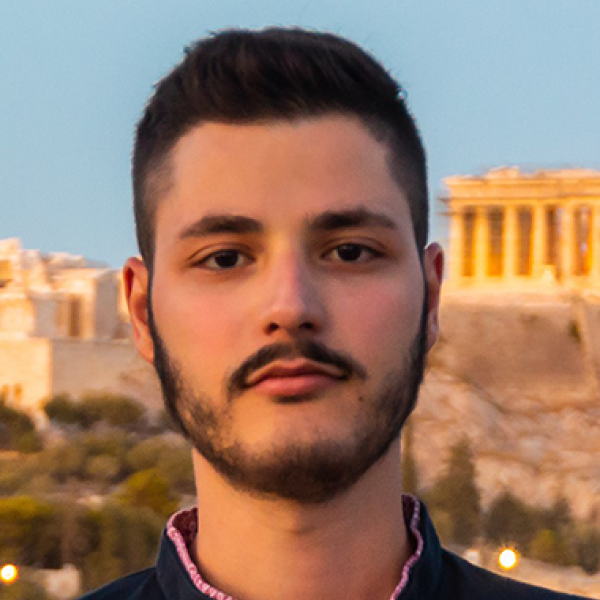 Yannis Galanakis headshot