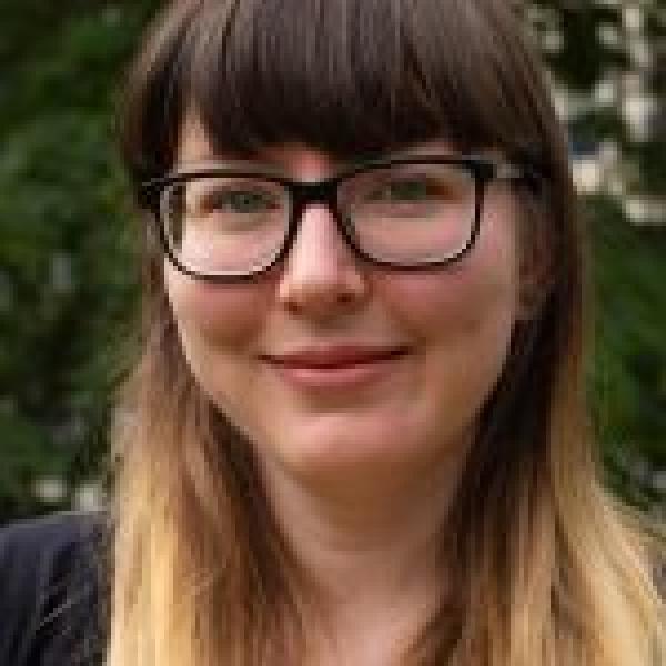 Angelina Nazarova headshot